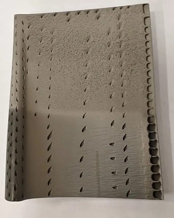 Turbine airfoil with a 40 micron near-net braze layer, cooling holes open
