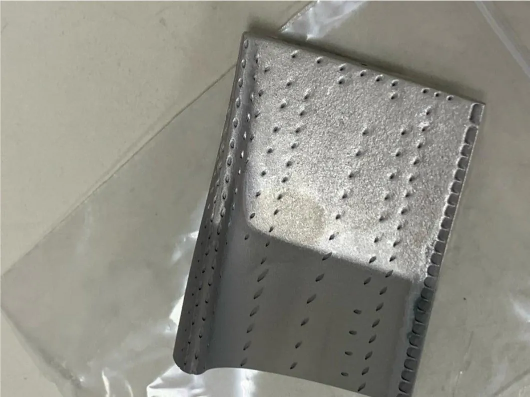 Airfoil with mixed-alloy braze sprayed on